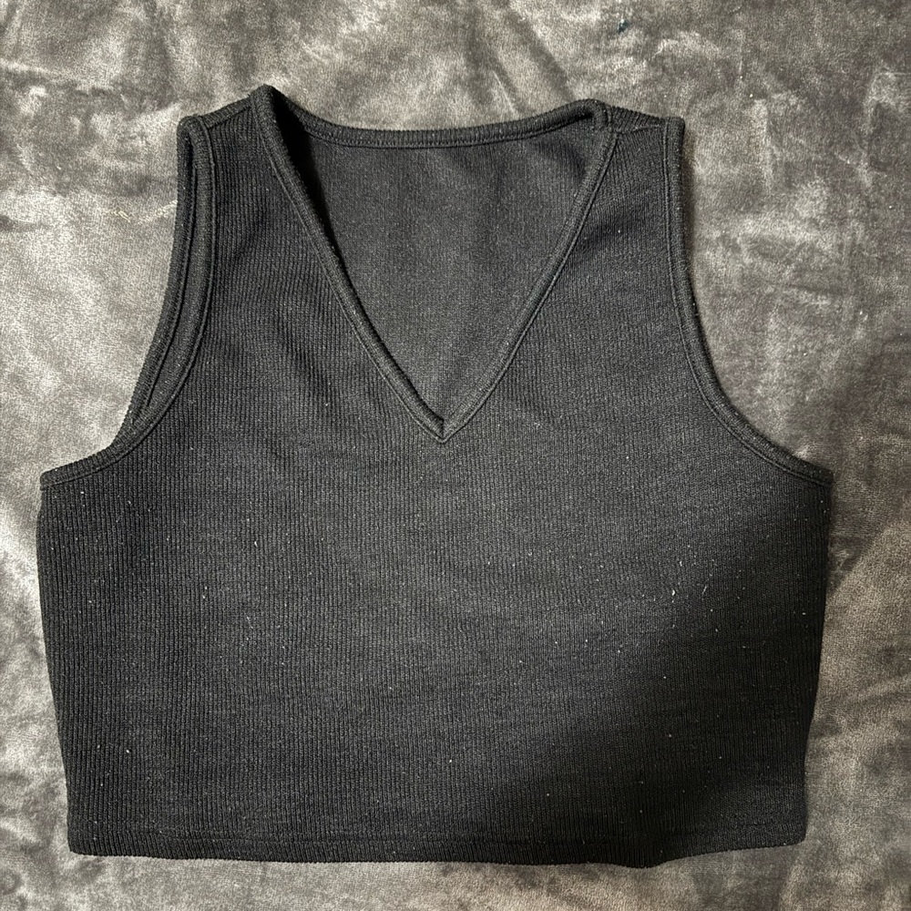 Black crop top